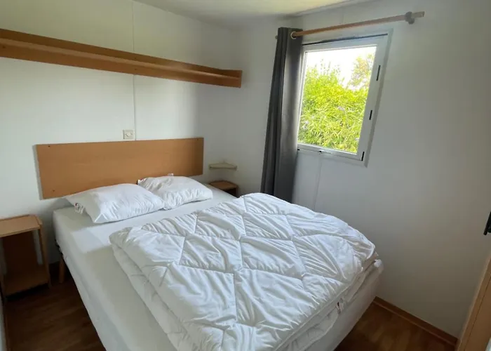 Mobilhome Sur Terrain Prive Dans Les Tamarins * Saint-Denis-dʼOléron